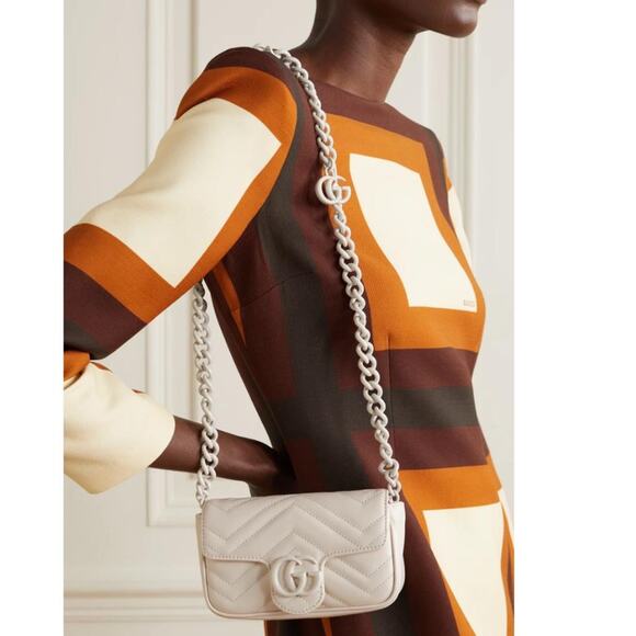 GUCCI Marmont 2.0 GG logo chain quilted leather belt bag - Picture 2 of 5